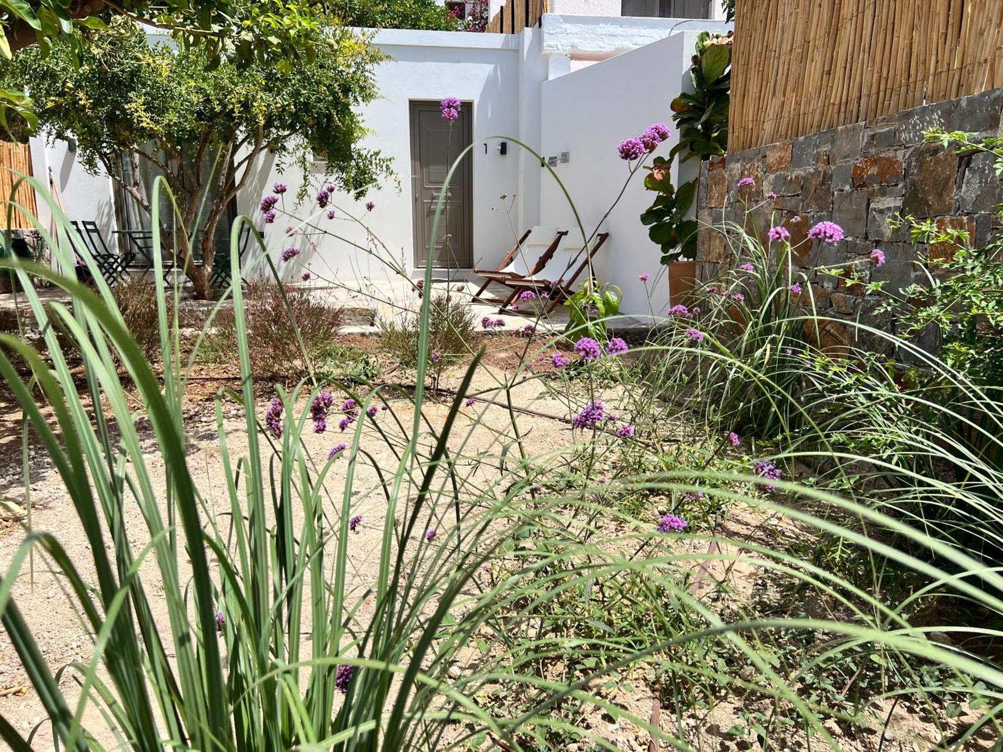 Gioma Garden Villas Istro Exterior foto